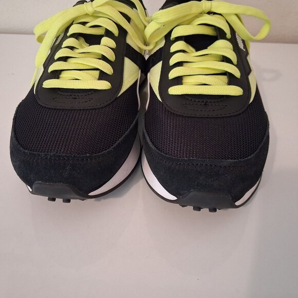 Puma Future Riders Black and Neon Size 8 #373383-01 - Picture 6 of 11